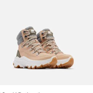 Sorel Kinetic Breakthru Conquest Sneaker Boots Women Beige Winter 6.5